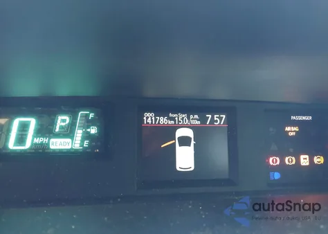 2012 Toyota Prius C Technology из США, поврежденный, VIN JTDKDTB3XC1507654